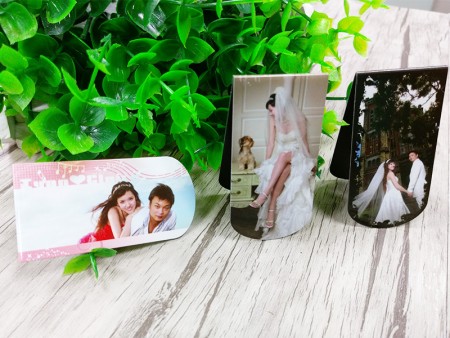 Pembatas buku magnet perkahwinan